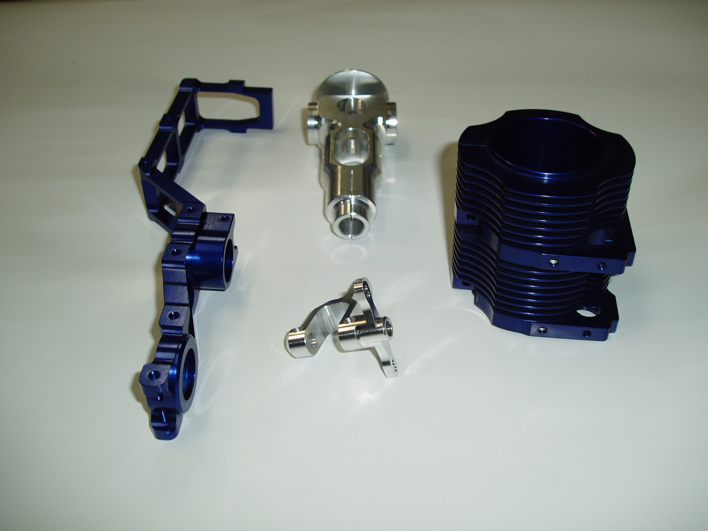 ラジコンヘリコプター部品2